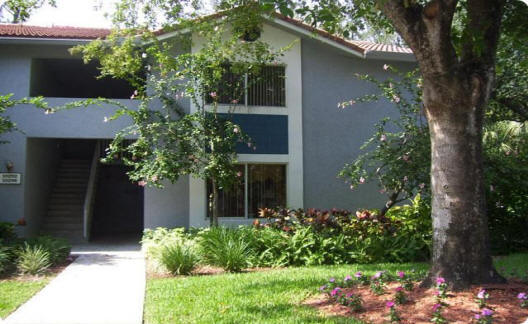 Harbor Inn Apartmetnts Affordable FL Rentals